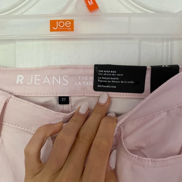 Reitmans BNWT Pink Cropped Jeans - Picture 6 of 8